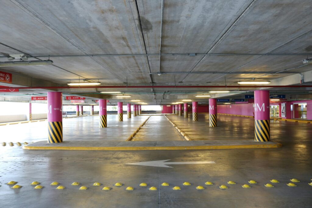 estacionamentos em condomínios