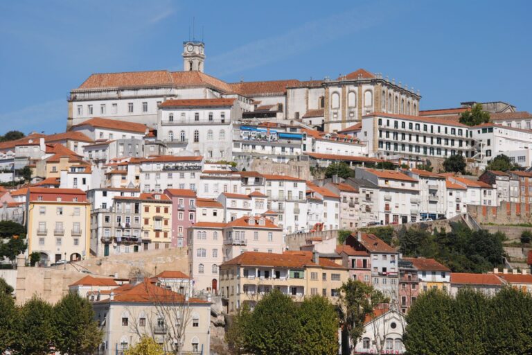 Universidade de Coimbra no topo 6167202913 1 Coímbra administração de condomínios em Coimbra