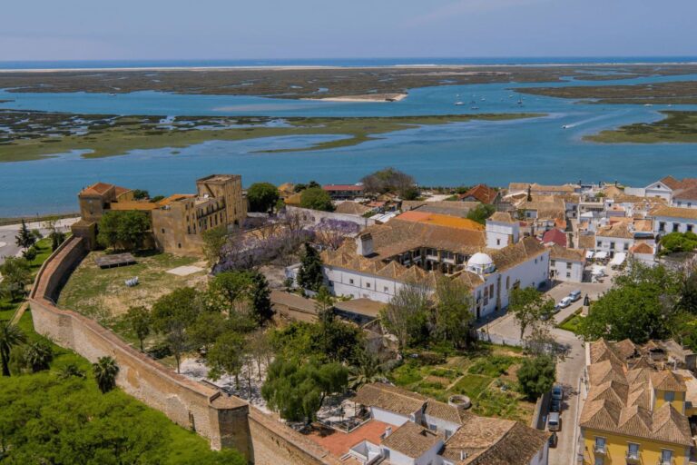 algarve faro cidadevelha credit algarve tourism bureau 2 1 Faro administração de imóveis em faro