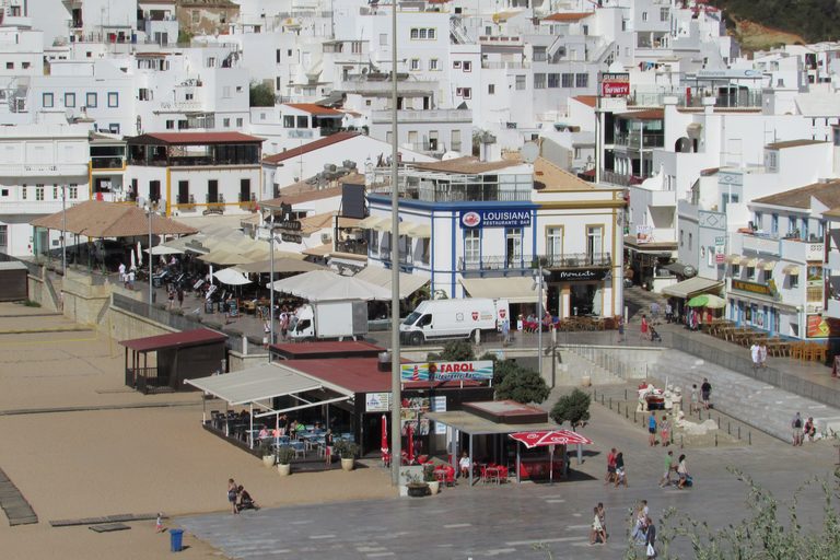 albufeira 1 768x512 1 Condominium management in Albufeira condominium management in Albufeira – old town and beachfront promenade