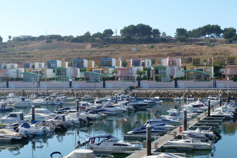 albufeira 3 768x512 1 Condominium management in Albufeira condominium management in Albufeira – colourful houses along the marina
