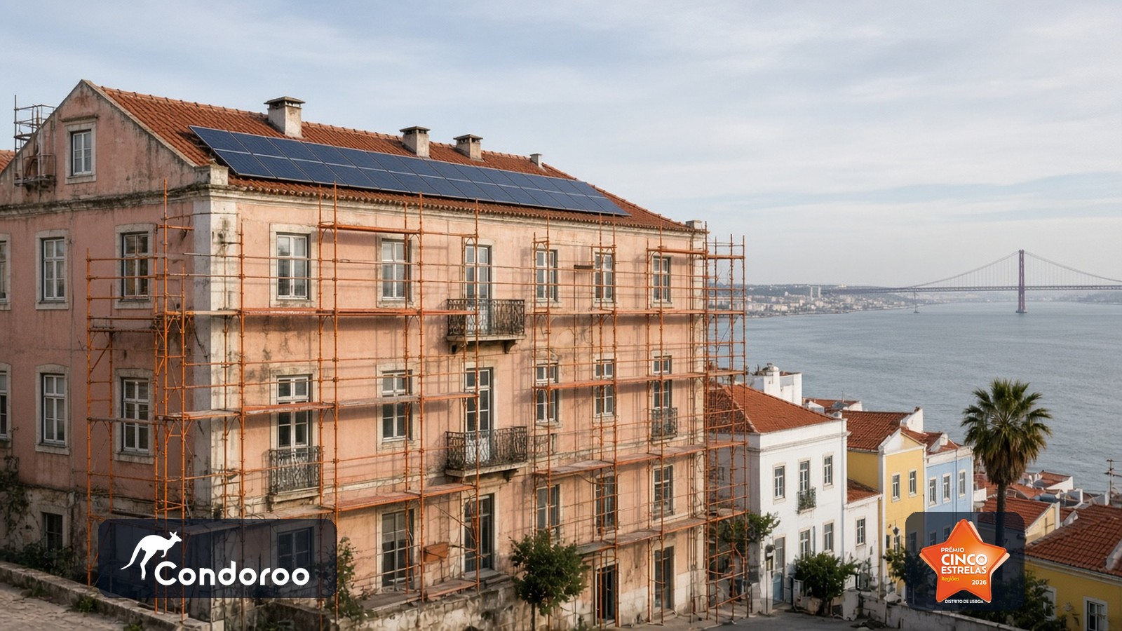 Prédio de condomínio em reabilitação em Almada